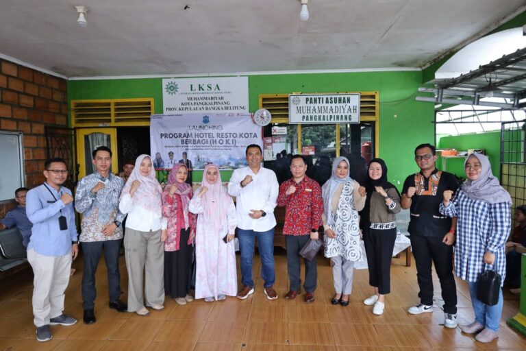 Pj Wako Budi Utama Luncurkan Program HOKI, Berbagi Sarapan Ala Hotel di LKSA Muhammadiyah